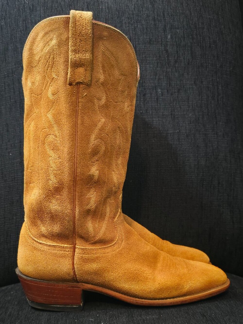Lucchese 1883 Men's Handmade Camel Tan Suede Medium Toe Western Boots Size 8 1/2